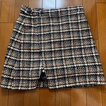 LILY BROWN 체크 무늬 타이트 스커트