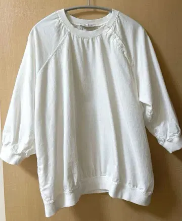 ROOMPACKER 버튼 주름 블라우스 맨투맨