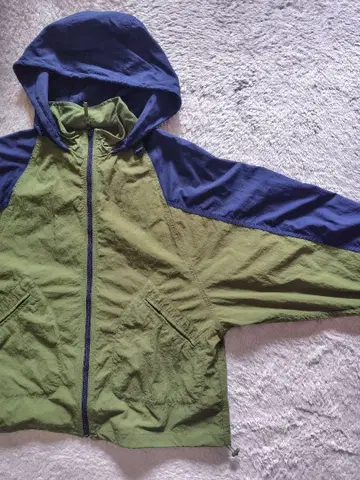 [니코앤드] 후드 부착 그린 블루 마운틴 파카