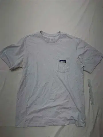 파타고니아 Tee S 사이즈 화이트 계열 남성용 T셔츠