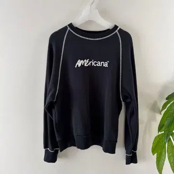 Americana 다크 네이비 맨투맨