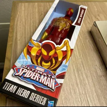 US 직수입 Ultimate 아이언 스파이더 타이탄 히어로 시리즈 피규어