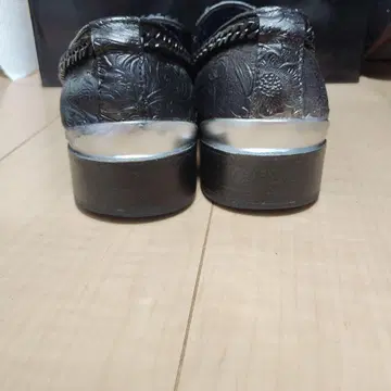 FUGA 블랙 페인트 체인 로퍼