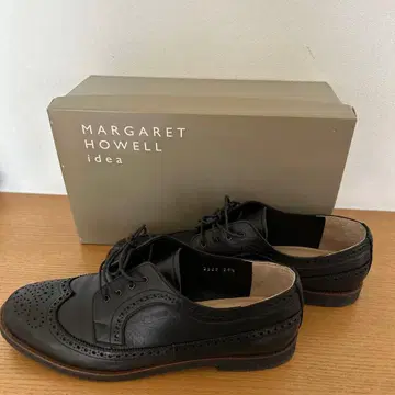 MARGARET HOWELL 블랙 레이스업 슈즈 24.5cm