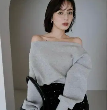 형태 맨투맨 상의 anuans 맨투맨 오프숄더 오프숄