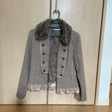 axes femme 그레이 퍼 옷깃 자켓