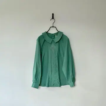 일본제 빈티지 자수 블라우스 민트 그린 뒷 버튼 레트로 걸리시
