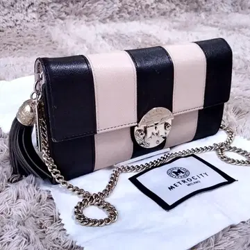 METROCITY 스트라이프 장지갑 블랙/베이지 크로스 포함