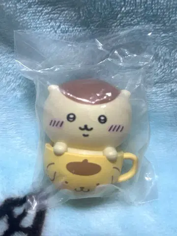 치이카와 x 산리오 캐릭터즈 시크릿 마스코트 밤만쥬