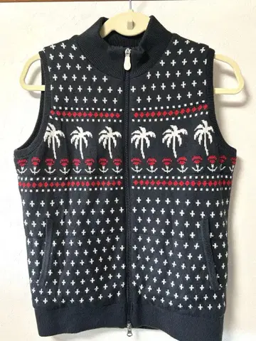 캘러웨이 야자수 패턴 충전솜 베스트