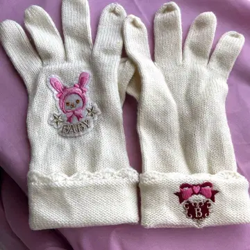 BABY 우사쿠먀짱 자수 포함 장갑 화이트