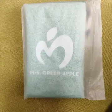 Mrs. GREEN APPLE 에스포 카드 혜택 로고 파우치