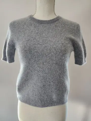 그레이 반팔 니트 울 혼방