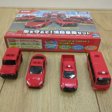 [박스 포함] 타카라토미 토미카 월드 마을을 지키자! 소방차량 세트