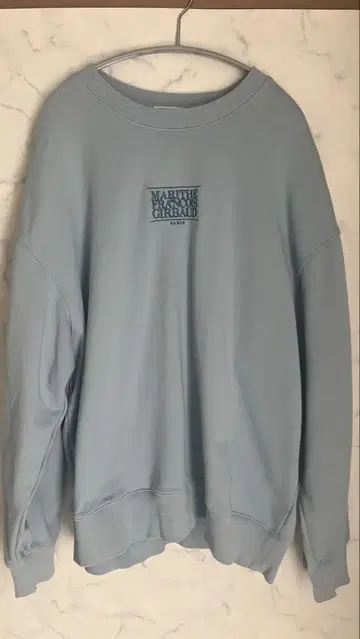 마리떼 프랑소와 저바드 XL 맨투맨 라이트 블루