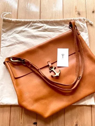 다마스키나 Mais 마이스 카멜 가죽 숄더백 닻 포함