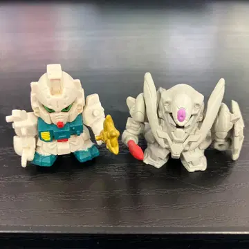 건담 피규어 2세트