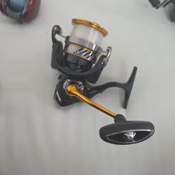 칼디아, SLXDC, 레브로스, 스콜피온 151