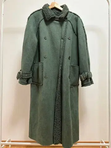 여성용 무스탕 코트