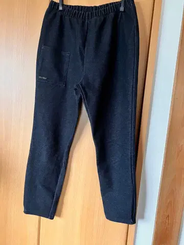 SOU-SOU 블랙 스키니 팬츠