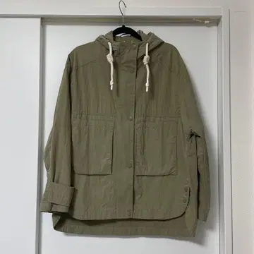 ZARA 마운틴 파카