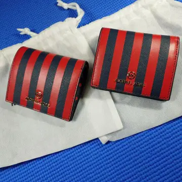 MICHAEL KORS 접이식 지갑 2점 묶음 상품