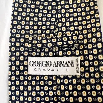 조르지오 아르마니 꽃무늬 실크 넥타이