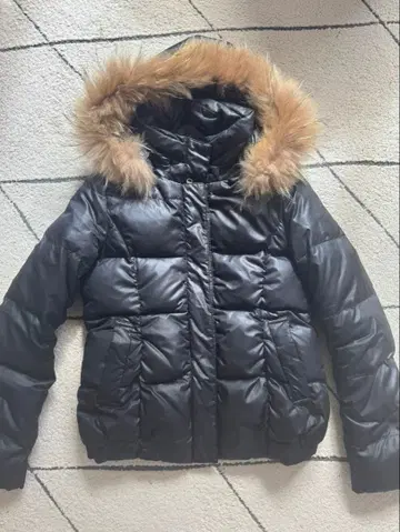 블랙 다운 자켓 퍼 포함 INGNI