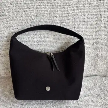 ORCIVAL 블랙 캔버스 지퍼 핸드백