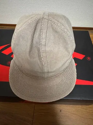 The H.W.DOG&CO. 코듀로이 캡