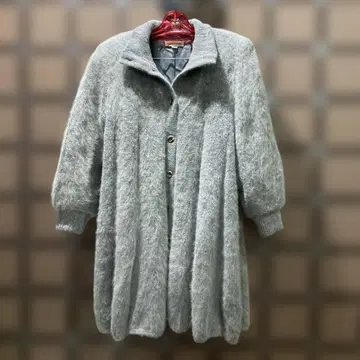 CASTLEBERRY 버튼 달린 롱 코트