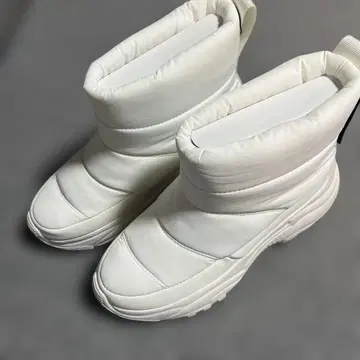 Anne Coquine 화이트 스니커즈풍 부츠