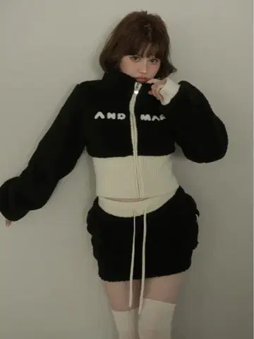 andmary Fluffy 집업 재킷