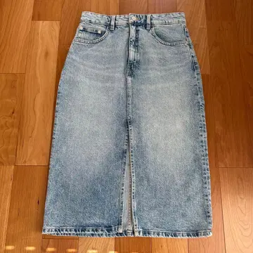 미사용 새상품 ZARA 데님 스커트 S