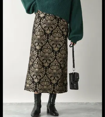 아다스트리아 고블랑 I라인 스커트 세금 포함 6,490엔