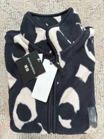 유니클로 마리메꼬 플리스 L 사이즈 미사용 새상품