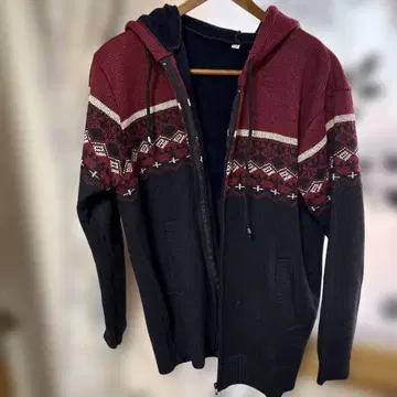 빨간색과 블랙의 후드 부착 자켓 XXL