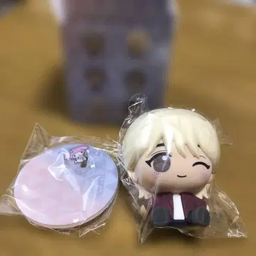 세븐틴 산리오 정한 피규어