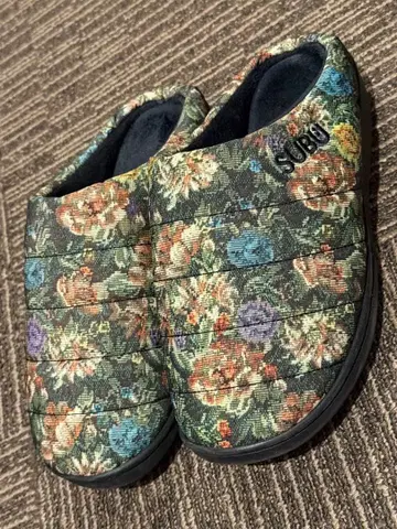SUBU 플로럴 클로그 샌들