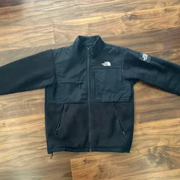 더 노스 페이스 블랙 L 사이즈 NA72051