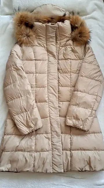 퍼 트리밍 롱 다운 자켓 리버서블 베이지 카멜