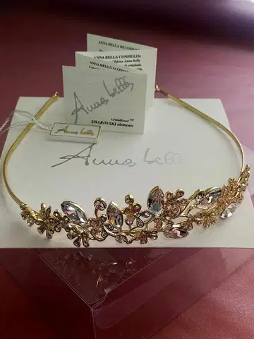 티아라 스와로브스키 엘레멘츠