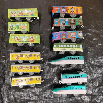 타카라토미 프라레일 짱구는 못말려(크레용 신짱) 랩핑 기차