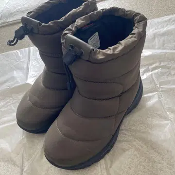 더 노스페이스 눕시 부츠