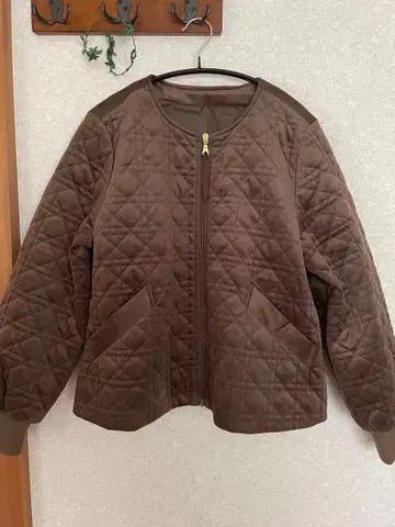 미사용 미디움 퀼팅 자켓 M 사이즈