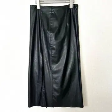 ZARA 슬릿 스커트 인조 가죽