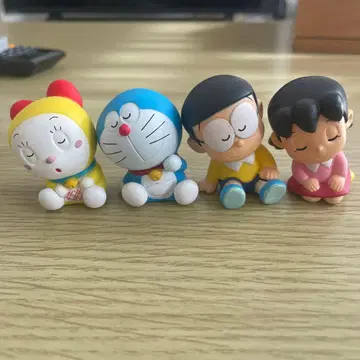 도라에몽 어깨 쿵 fig 가챠가챠