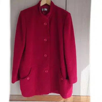 빨간색 플리스 자켓 M 사이즈