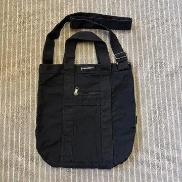 블랙 캔버스 숄더백