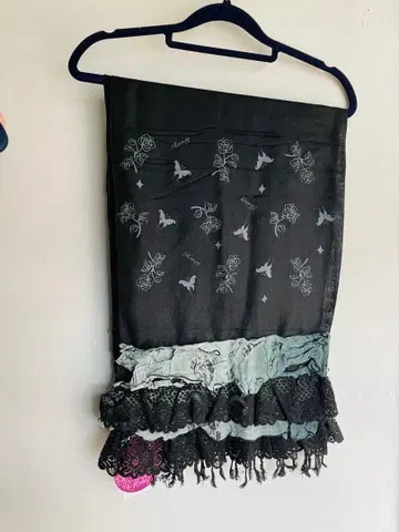 [ 새상품, 택 포함 ] h.NAOTO Honey 스톨